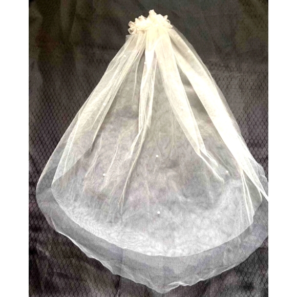 Edgehill Collection Accessories | Girls Veil - Two-Layer Pearl Detail Headpiece - Picture 2 of 12